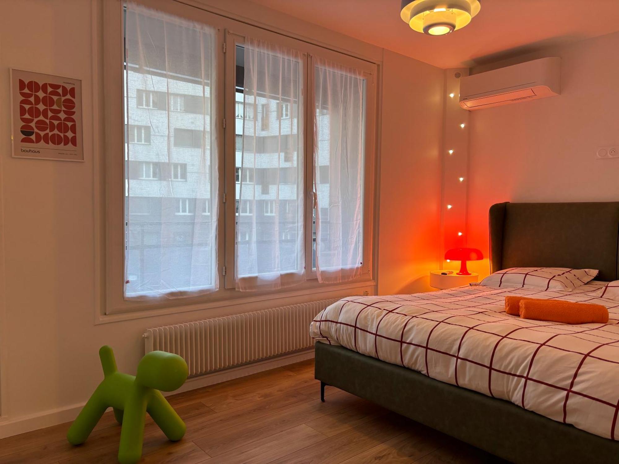 Orange & Art Apartment Клермон-Феран Екстериор снимка